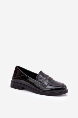 Mokasyny Model Vinceza 18100 Black Lakier 