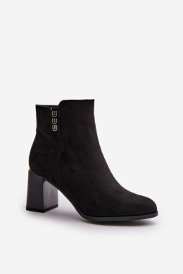 Botki Model Erillia JC103 Black 