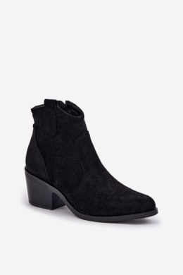 Botki Model S.Barski HY51-061 Black 