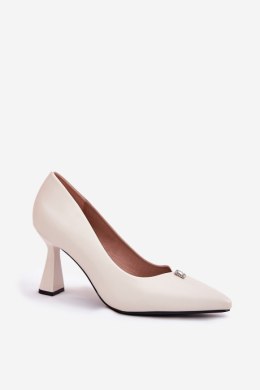 Czółenka Model Vinceza 62222 Beige 