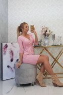 Sukienka dopasowana z odcięciem pod biustem pudrowy róż  