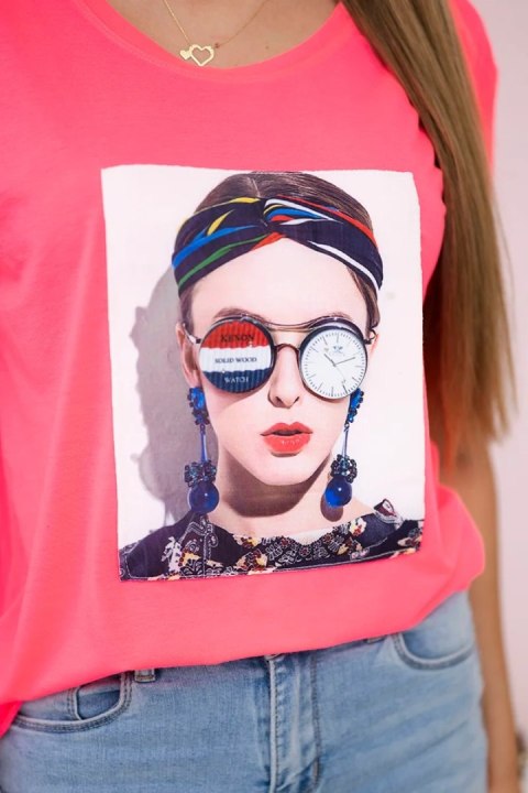 Bluzka z grafiką kobiety różowy neon Bluzka z grafiką kobiety różowy neon