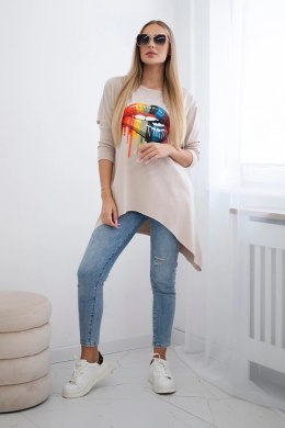 Bluzka oversize z nadrukiem tęczowych ust beżowa  
