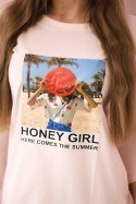 Sukienka z nadrukiem Honey girl pudrowy róż  