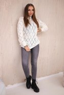Sweter z półgolfem i wzorem w romby ecru  