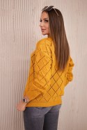 Sweter z półgolfem i wzorem w romby musztardowy  