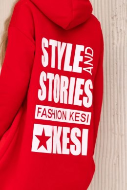 Bluza ocieplana z długim tyłem i kapturem czerwona  