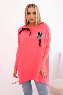 Bluza oversize z asymetrycznymi bokami różowy neon  