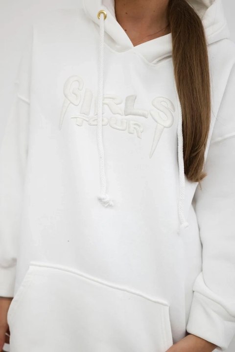 Bluza ocieplana z haftowanym napisem oversize ecru Bluza ocieplana z haftowanym napisem oversize ecru