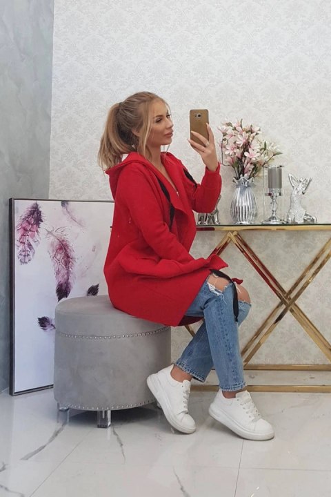 Bluza Narzutka ocieplana z kapturem czerwona Bluza Narzutka ocieplana z kapturem czerwona