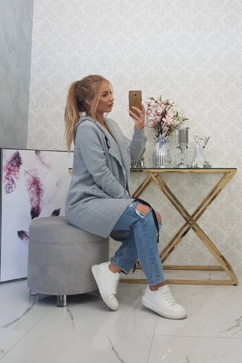 Bluza Narzutka ocieplana z kapturem szara Bluza Narzutka ocieplana z kapturem szara