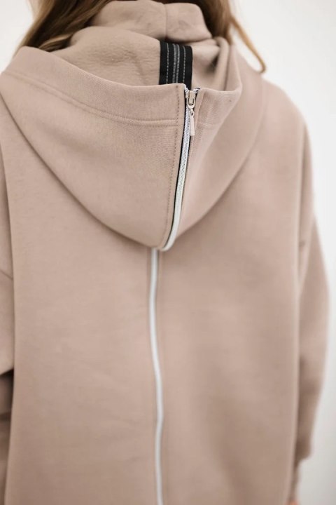Bluza ocieplana z suwakiem z tyłu ciemno beżowa Bluza ocieplana z suwakiem z tyłu ciemno beżowa