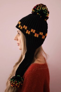 Czapka damska uszatka Nadia K321 czarna  