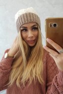 Czapka z polarem Bibiana K264 ciemny beżowy+ecru  