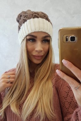 Czapka z polarem Bibiana K264 ecru+mocca  