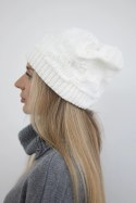 Czapka damska Nastia K373 biała  