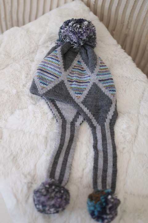 Czapka damska uszatka Eunika K322 grafitowa  