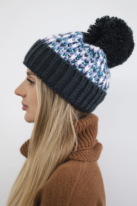 Czapka damska z pomponem Ellen K325 grafitowa  