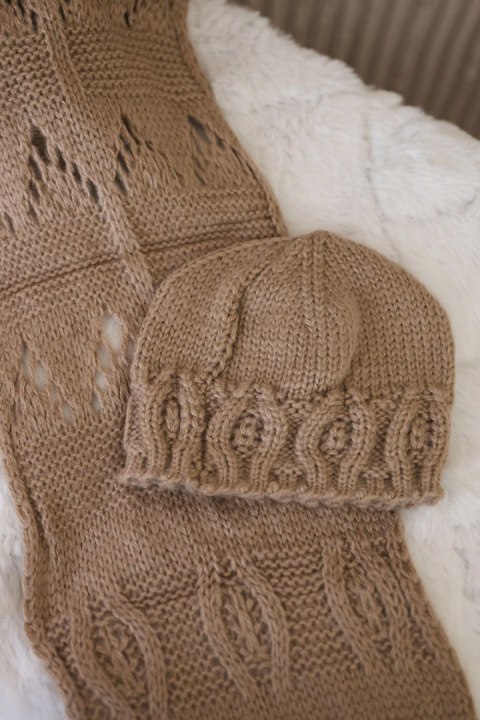 Komplet damski z szalem Adrianna K417 camelowy  