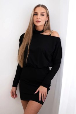 Sukienka z ozdobą na ramieniu czarna  
