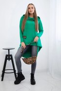 Bluza z długim tyłem i kapturem jasno zielona  