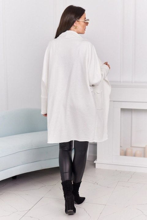 Bluza Narzutka z kieszeniami ecru Bluza Narzutka z kieszeniami ecru