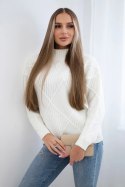 Sweter wkładany przez głowę w romby ecru  