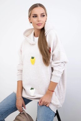 Bluza ocieplana z motywem truskawek beżowy melanż  
