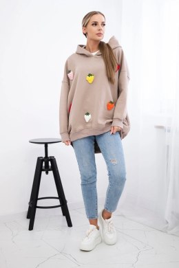 Bluza ocieplana z motywem truskawek ciemno beżowa  