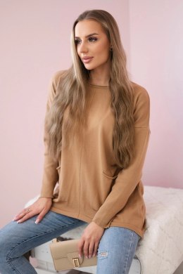 Sweter z kieszeniami z przodu camelowy  