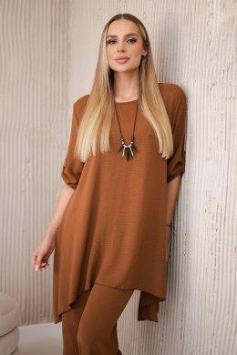 Komplet bluzka + spodnie z wisiorkiem ciemny camelowy  
