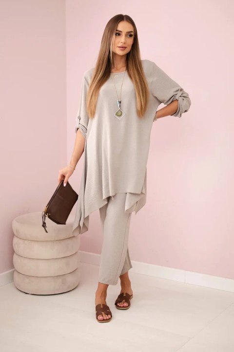 Komplet bluzka + spodnie z wisiorkiem fango  