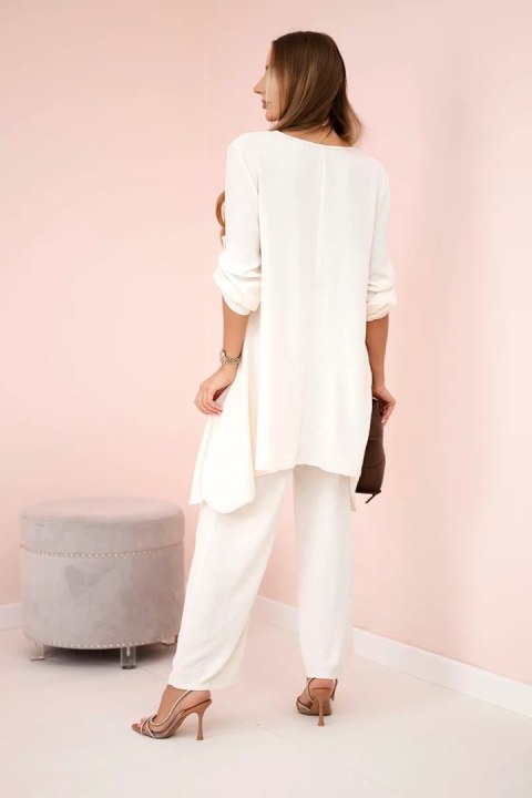 Komplet bluzka + spodnie z wisiorkiem jasny beżowy  