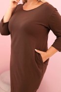 Sukienka damska Plus Size z bawełną o prostym kroju i rękawem 3/4 brązowa  
