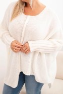 Sweter damski  Plus Size z akrylem o luźnym kroju i rękawem 3/4 ecru  