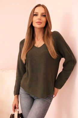 Sweter damski  z wiskozą z dekoltem w serek ciemny khaki  
