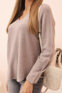 Sweter damski  z wiskozą z dekoltem w serek fango  
