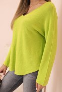 Sweter damski  z wiskozą z dekoltem w serek pistacjowy  