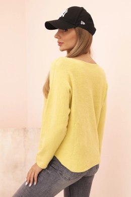 Sweter damski  z wiskozą z dekoltem w serek żółty  