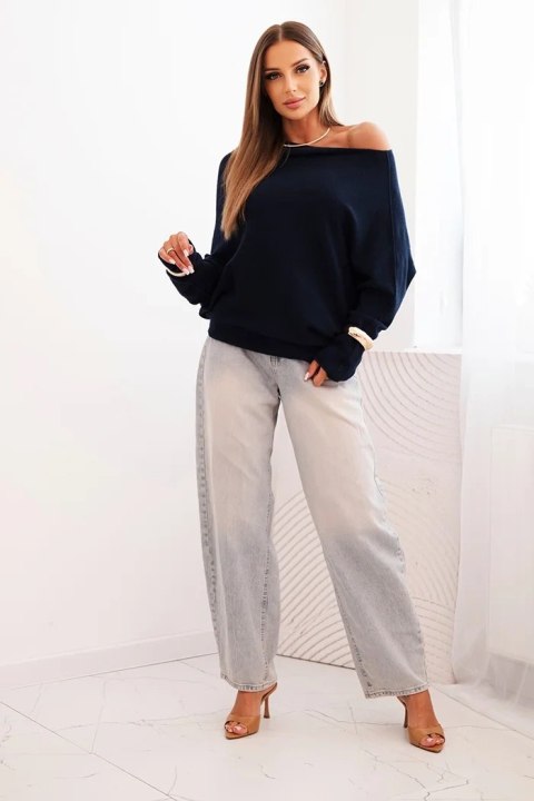 Sweter damski wiskozowy asymetryczny typu nietoperz granatowy Sweter damski wiskozowy asymetryczny typu nietoperz granatowy