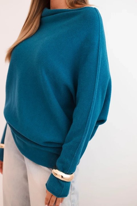 Sweter damski wiskozowy asymetryczny typu nietoperz morski Sweter damski wiskozowy asymetryczny typu nietoperz morski