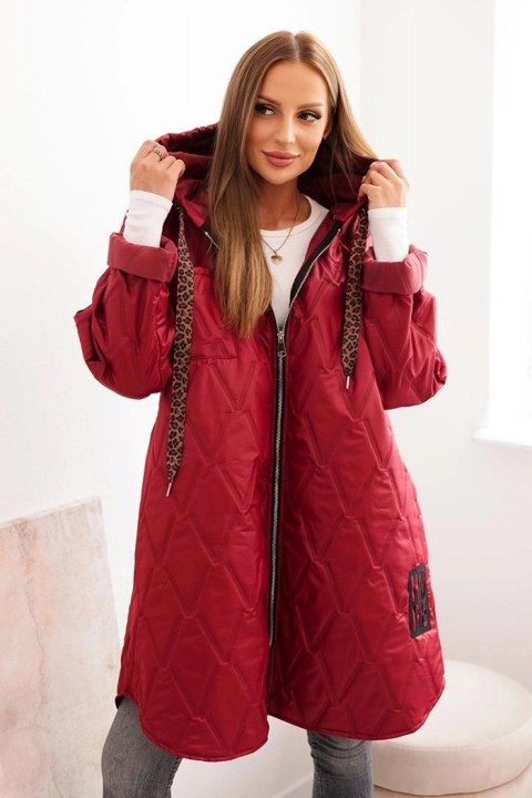 Kurtka damska Plus Size pikowana z kapturem i napisem HOPE bordowa Kurtka damska Plus Size pikowana z kapturem i napisem HOPE bordowa