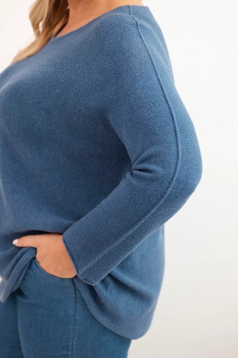 Sweter damski plus size z dekoltem łódką jeansowy Sweter damski plus size z dekoltem łódką jeansowy