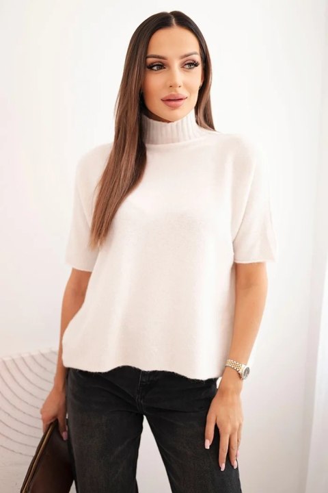 Sweter damski z krótkim rękawem o luźnym kroju beżowy Sweter damski z krótkim rękawem o luźnym kroju beżowy