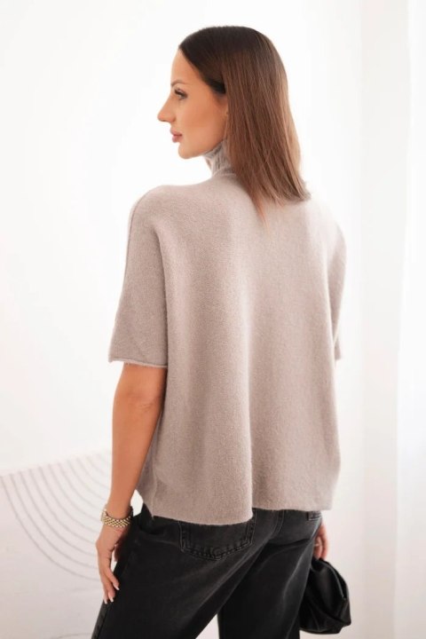 Sweter damski z krótkim rękawem o luźnym kroju fango Sweter damski z krótkim rękawem o luźnym kroju fango