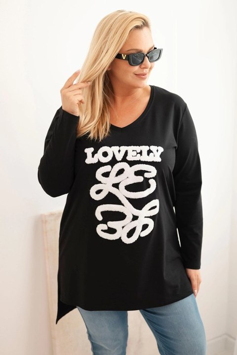 Bluzka damska Plus Size bawełniana z napisem i dekoltem V czarna Bluzka damska Plus Size bawełniana z napisem i dekoltem V czarna