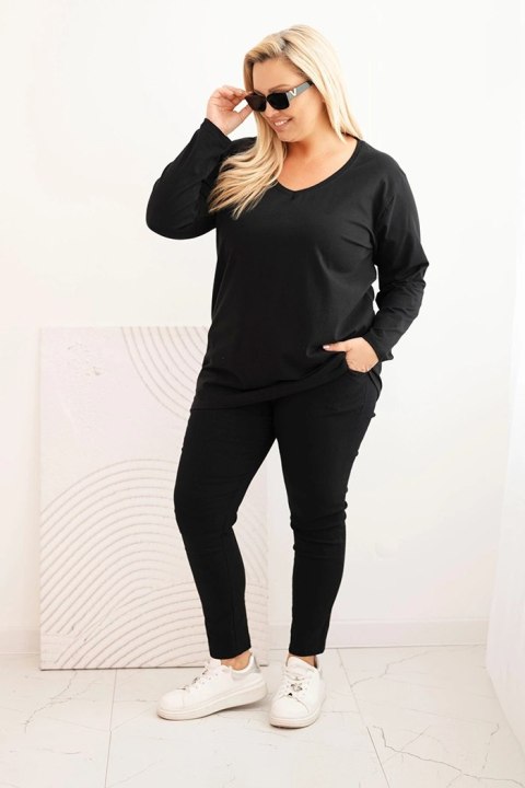 Bluzka damska Plus Size z dekoltem V i długim rękawem czarna Bluzka damska Plus Size z dekoltem V i długim rękawem czarna