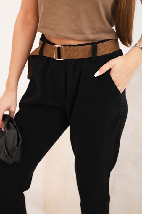 Spodnie damskie z paskiem w prążek czarne