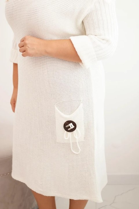 Sukienka swetrowa damska Plus Size z moherem oversize z kieszenią ecru Sukienka swetrowa damska Plus Size z moherem oversize z kieszenią ecru