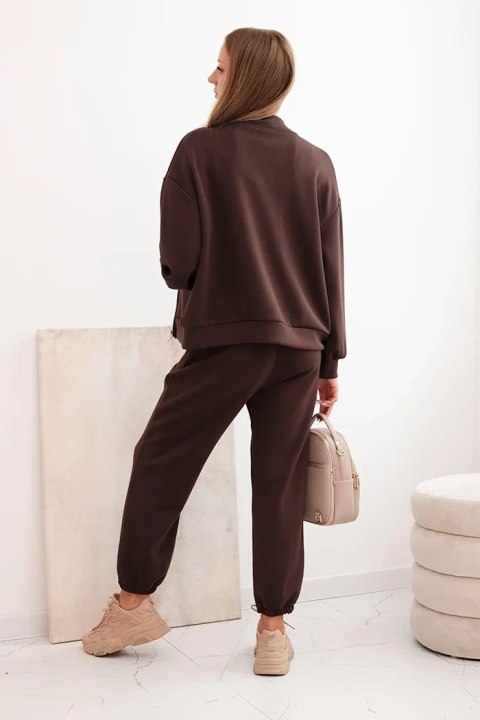 Komplet damski masełkowy z wiskozy z rozpinaną bluzą i spodniami brązowy  